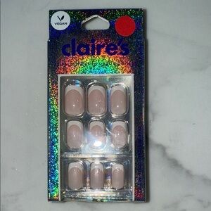 Claire's Soft Nude Pink Press-On Nail Set